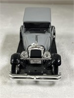 1926 Pontiac coach die-cast