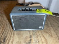 TWO PORTABLE BLUE TOOTH SPEAKER