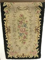 Floral rectangle hooked rug