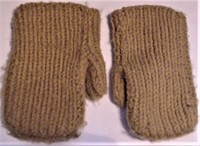 VTG BABIES BROWN SNOW MITTENS CABLE KNIT