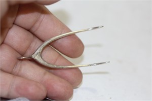 A Sterling Wishbone Clamp or Tong