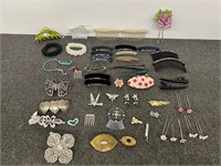 Lot Of Barrettes and Clips