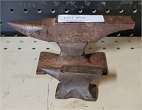 TWO PORTABLE CAST IRON ANVILS
