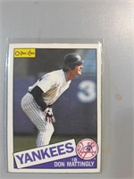 O-PEE-CHEE 1b Don Mattingly NY Yankees