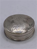 STERLING SILVER ROUND HINGED PILL BOX
