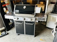 Weber Genius natural gas BBQ