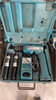 Milwaukee cordless drill with case and charger