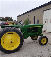 1965 JOHN DEERE 2010 GAS TRACTOR