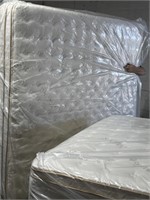 Saatva King 14.5 inch luxury firm mattress new