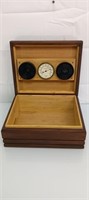 Vintage Walnut box Cigar Humidor 9 x 11 x 5