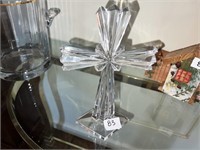 BEAUTIFUL GLASS CROSS