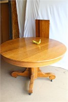 Antique Tiger Oak Pedestal Extending Dining Table