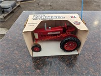 Farmall 350 Toy Tractor