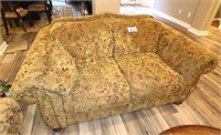 LOVE SEAT, LIKE NEW CONDITION