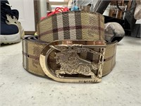 BURBERRY DESIGNER BELT /  BUCKLE NOTE