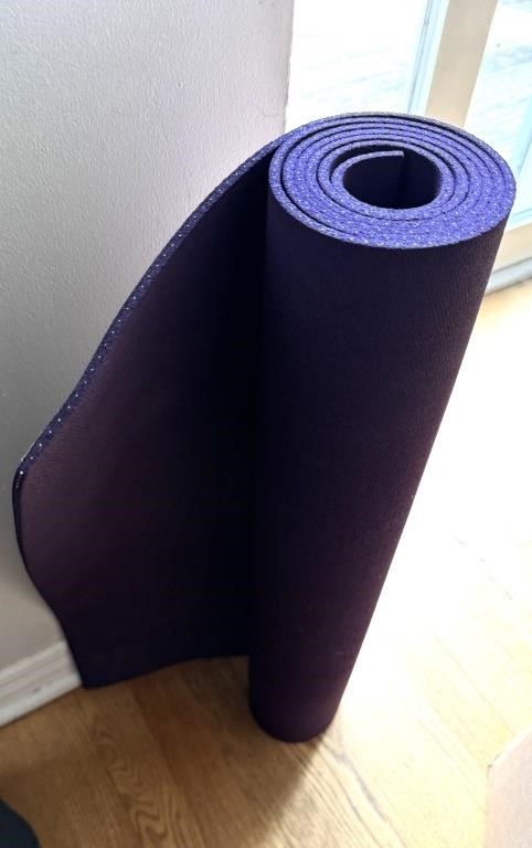 Jade Yoga Navy Yoga Mat