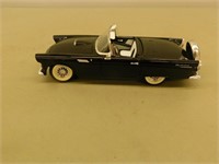 1956 Thunderbird 1/18 Die Cast Car