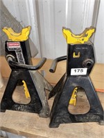 Craftsman stand jacks