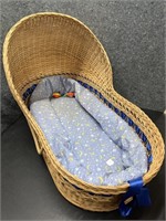 Baby Basket With Padding And Cover, Wicker Style