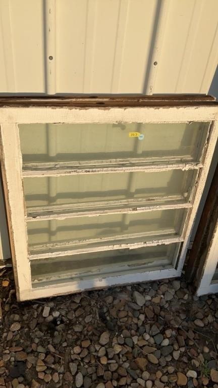 Vintage four panel single pan windows