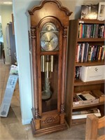 Colonial Of Zeeland Wind Up Grandfather Clock