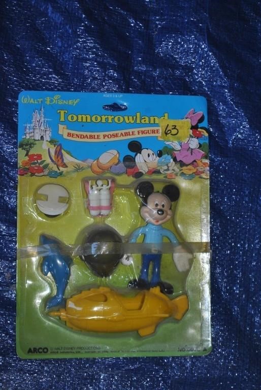 Tomorrowland Mickey Mouse bendable figure