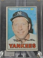 1967 Mickey Mantle Baseball Card