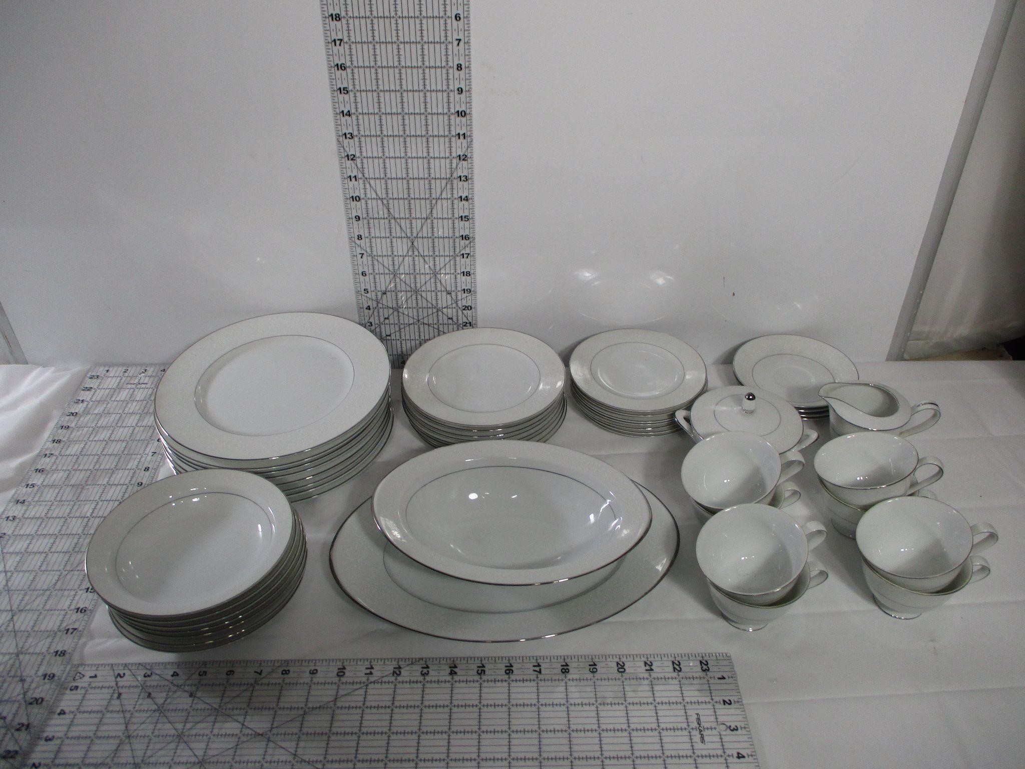 Sango japan fine china #3540 54 Piece Set