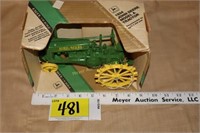 Ertl 1934 John Deere Model A in box