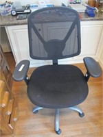 ROLLING OFFICE CHAIR W/ ADJUSTABLE HEIGHT 43.5"