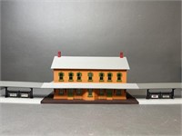 MTH Passenger Station with Dual Platforms - 30-900