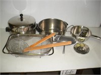 Food Mill, Pots & Strainers