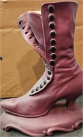 Decorative Ladies Ceramic Lace up Boot