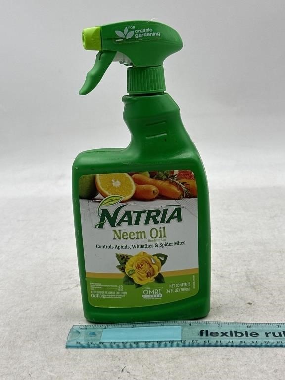 NEW Natria Neem Oil Controls Aphids, Whiteflies &