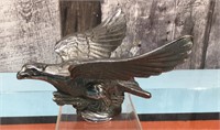 Flying eagle with arrows hood ornament