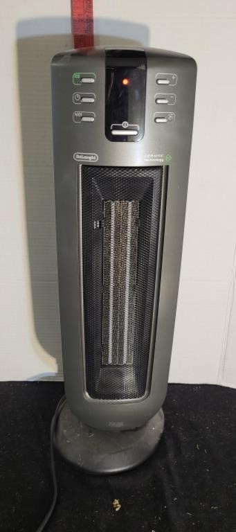 DeLonghi Ceramic Heater