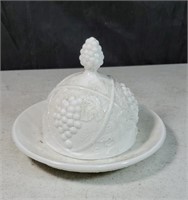 Grape & leaf pattern butter dish