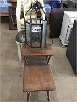 EARLY AMERICAN END TABLE, HANGING LIGHT (damaged)