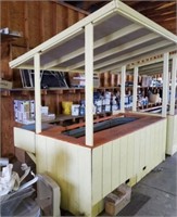 8’ BEVERAGE STAND WITH GALVANIZED WATER TROUGH