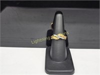 14K YELLOW GOLD DIAMOND RING WITH LEAF MOTIF