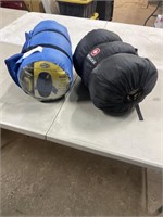 2 sleeping bags