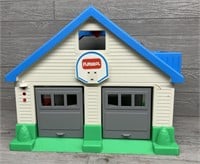PlaySkool Garage House