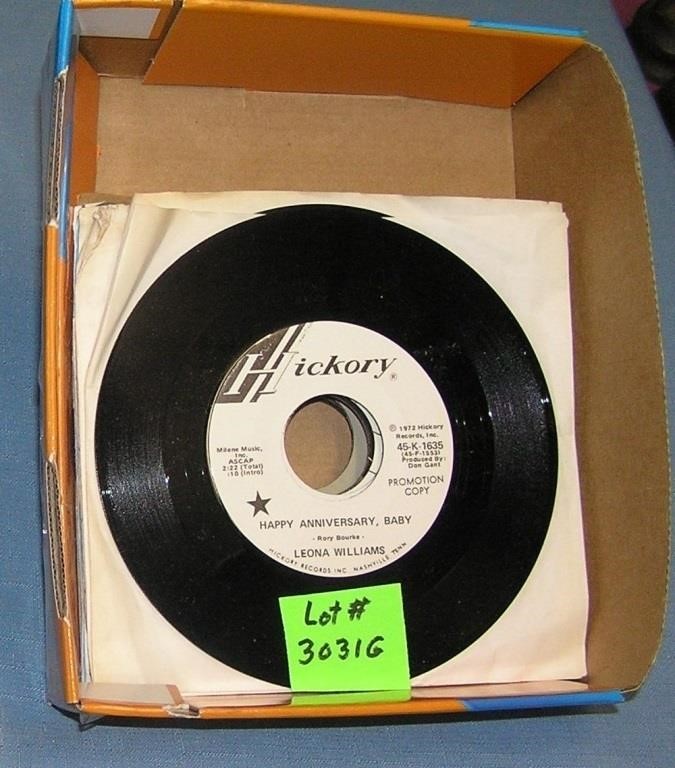 Mixed group of vintage 45 RPM records