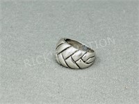 925 sterling silver ring - size 7