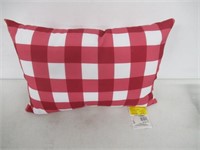Generic Knife Edge Pillow, Red and White Buffallo