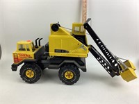 Tonka Turbo Diesel XMB-975 Bucket Crane