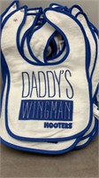 NEW 41 HOOTERS "DADDYS WINGMAN" BABY BIB