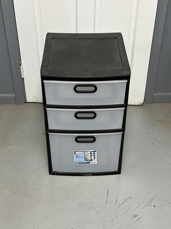 Sterilite 3 Drawer Cart (Missing Wheels); 25” x