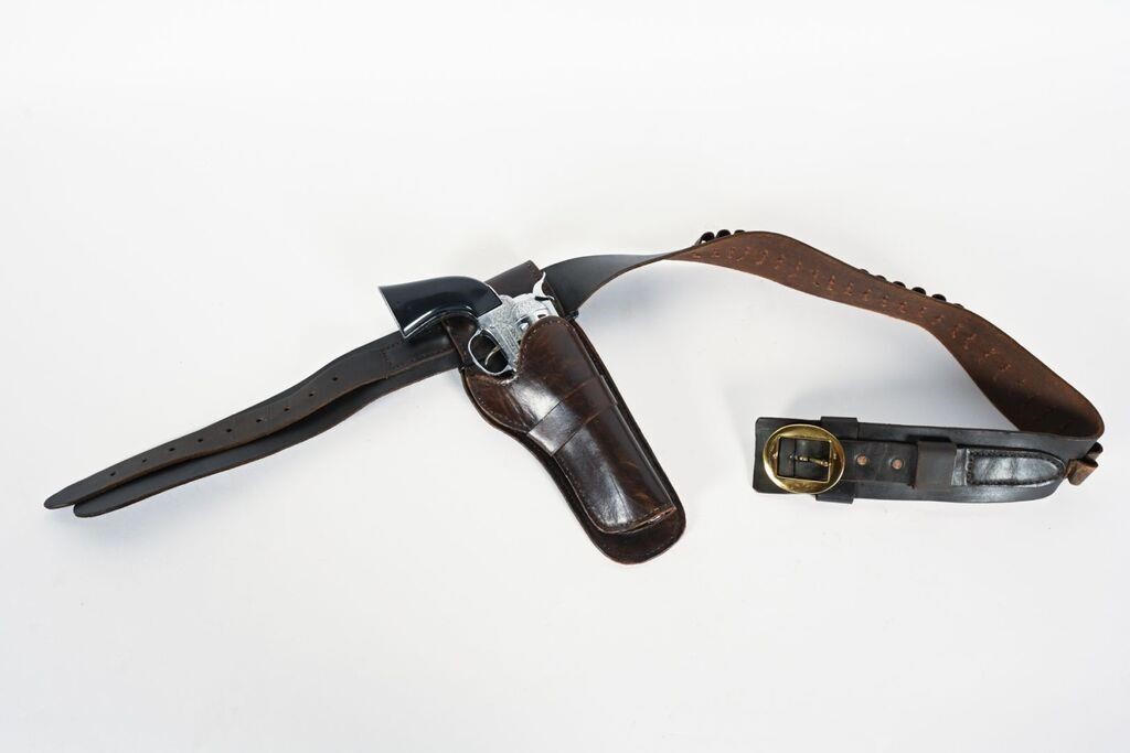 HUBLEY PISTOL WITH LEATHER HOLSTER