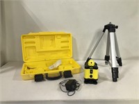 EPT- ROTATING LASER LEVEL WITH SMALL TRIPOD